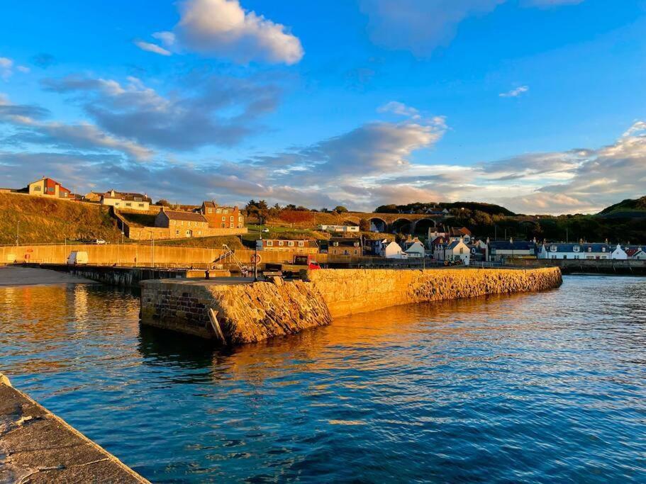 Hill Crest - Cliff Top Cottage With Stunning Views Cullen Exterior foto