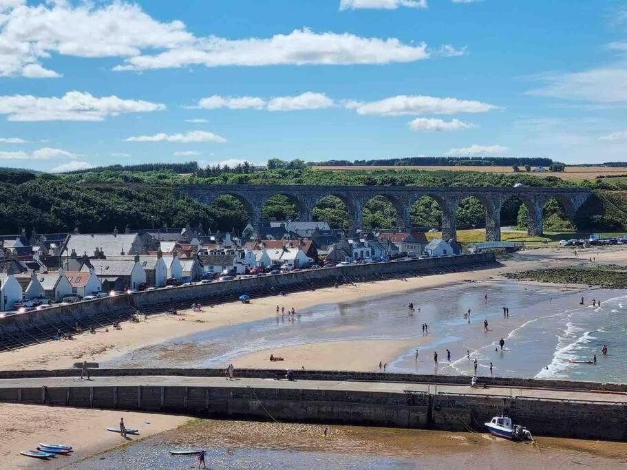 Hill Crest - Cliff Top Cottage With Stunning Views Cullen Exterior foto